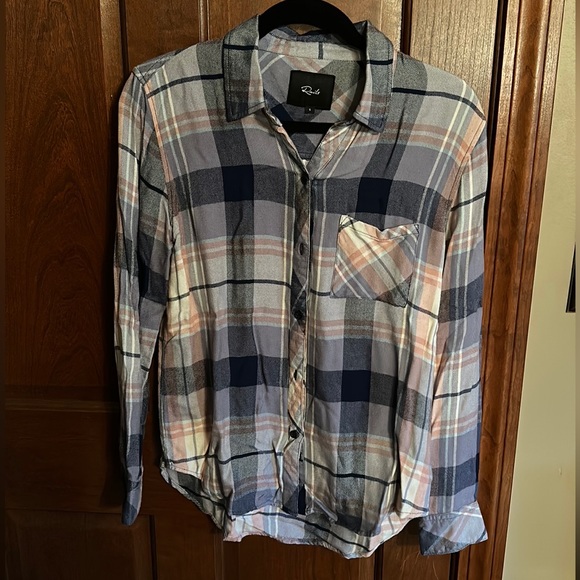 Rails Button down - Picture 1 of 5